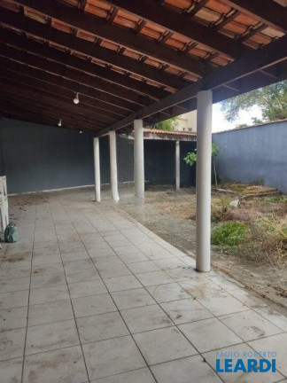 Imagem Casa com 2 Quartos à Venda, 230 m² em Vila Helena - Santo André Imagem Casa com 2 Quartos à Venda, 230 m² em Vila Helena - Santo André