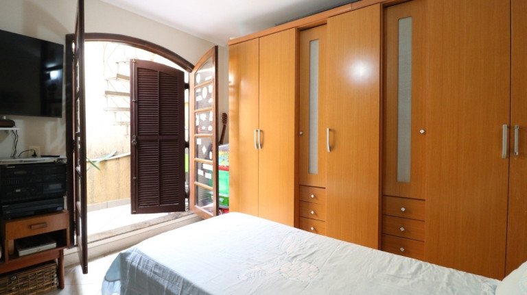 Imagem Casa com 2 Quartos à Venda, 121 m² em Vila Medeiros - São Paulo Imagem Casa com 2 Quartos à Venda, 121 m² em Vila Medeiros - São Paulo