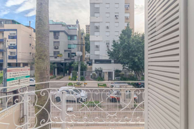 Imagem Casa com 3 Quartos à Venda, 377 m² em Higienópolis - Porto Alegre