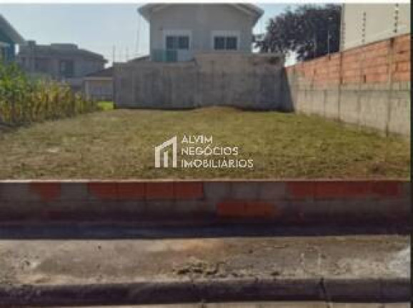 Terreno à Venda, 250 m² em Loteamento Villa Branca - Jacareí
