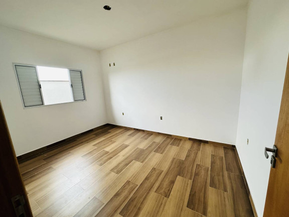Imagem Casa com 3 Quartos à Venda, 196 m² em Residencial Ouro Verde - Botucatu Imagem Casa com 3 Quartos à Venda, 196 m² em Residencial Ouro Verde - Botucatu