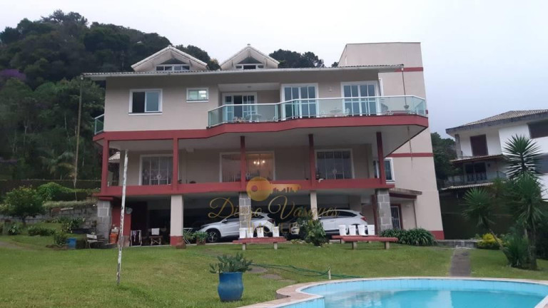 Imagem Casa com 10 Quartos à Venda, 1.570 m² em Carlos Guinle - Teresópolis