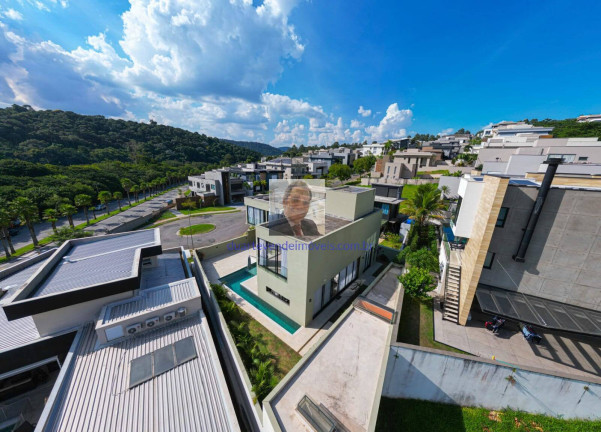 Imagem Casa de Condomínio com 4 Quartos à Venda, 500 m² em Barueri