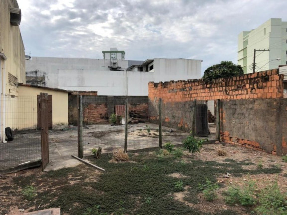 Imagem Terreno à Venda, 670 m² em Centro - Macaé Imagem Terreno à Venda, 670 m² em Centro - Macaé
