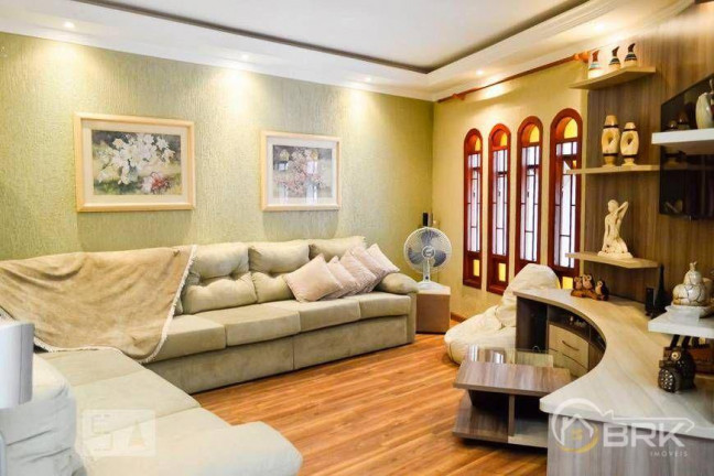Imagem Sobrado com 6 Quartos à Venda, 300 m² em Itaquera - São Paulo Imagem Sobrado com 6 Quartos à Venda, 300 m² em Itaquera - São Paulo