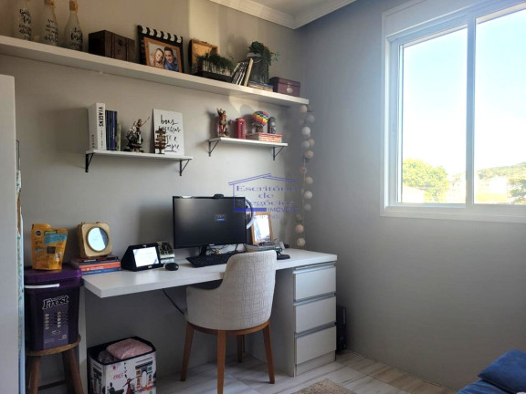 Imagem Imóvel com 2 Quartos à Venda, 56 m² em Cavalhada - Porto Alegre