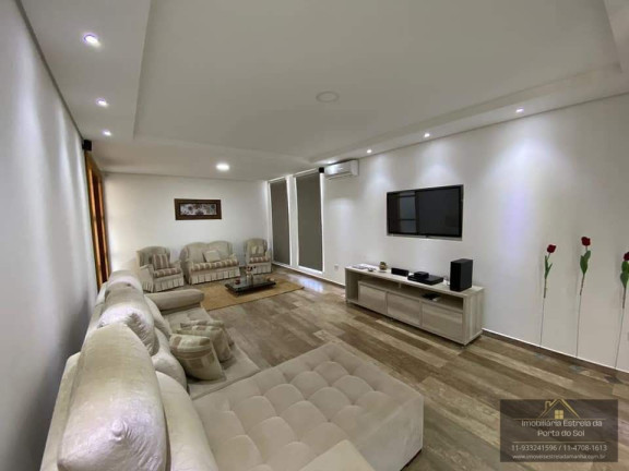 Imagem Casa com 5 Quartos à Venda, 600 m² em Centro - Paranapanema