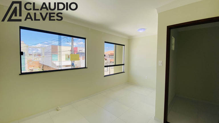 Imagem Casa com 3 Quartos à Venda, 130 m² em Cidade Nova - Feira De Santana Imagem Casa com 3 Quartos à Venda, 130 m² em Cidade Nova - Feira De Santana