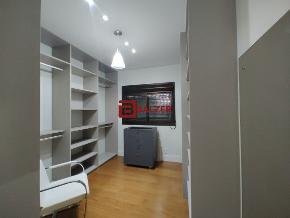 Imagem Apartamento com 4 Quartos à Venda, 178 m² em Centro - Florianópolis Imagem Apartamento com 4 Quartos à Venda, 178 m² em Centro - Florianópolis