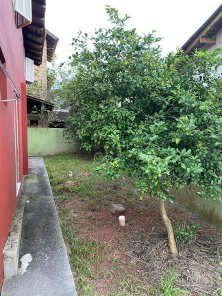 Imagem Casa com 5 Quartos à Venda, em Campeche - Florianópolis Imagem Casa com 5 Quartos à Venda, em Campeche - Florianópolis