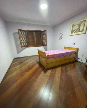 Imagem Casa com 3 Quartos à Venda, 380 m² em Vila Rosália - Guarulhos Imagem Casa com 3 Quartos à Venda, 380 m² em Vila Rosália - Guarulhos
