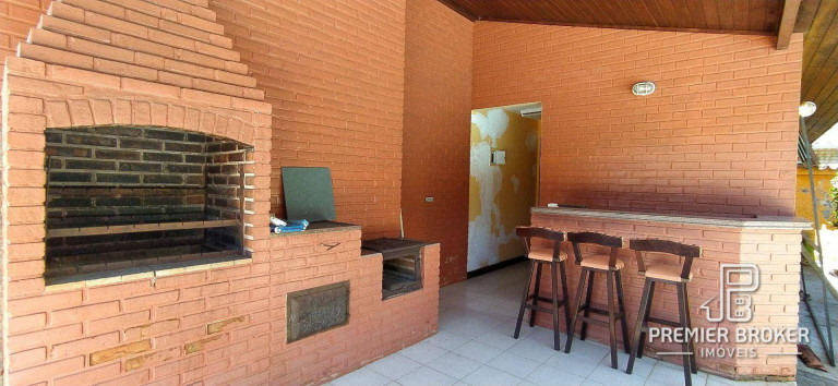 Imagem Casa com 4 Quartos à Venda, 350 m² em Comary - Teresópolis
