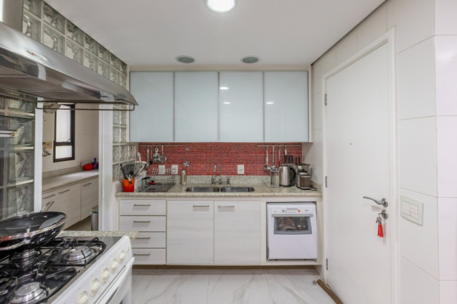 Imagem Apartamento com 3 Quartos à Venda, 173 m² em Itaim Bibi - São Paulo Imagem Apartamento com 3 Quartos à Venda, 173 m² em Itaim Bibi - São Paulo