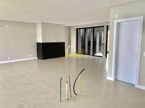 Imagem Sobrado com 4 Quartos à Venda, 300 m² em Centro - Xangri-la