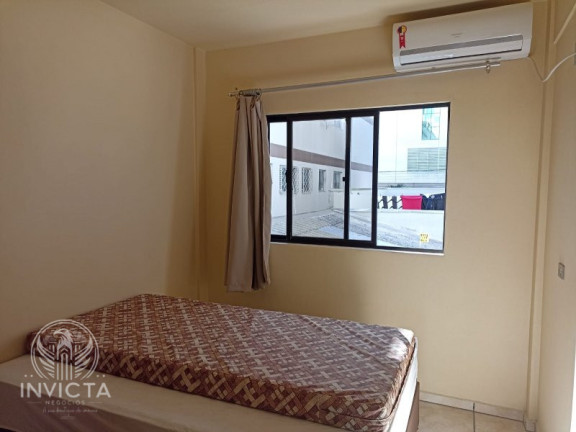 Imagem Imóvel com 1 Quarto à Venda, 380 m² em Centro - Balneário Camboriú Imagem Imóvel com 1 Quarto à Venda, 380 m² em Centro - Balneário Camboriú
