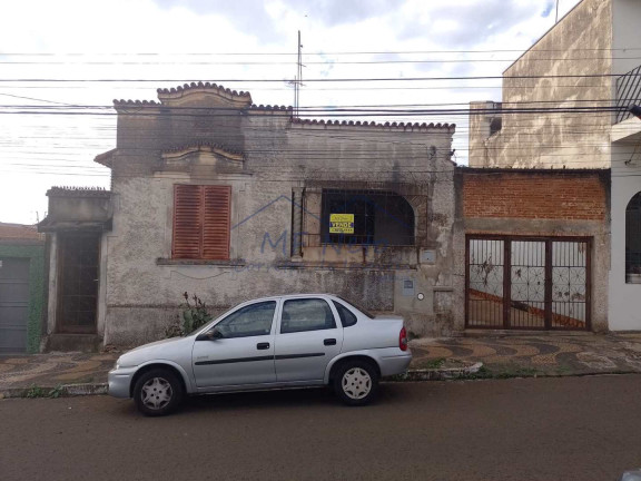 Casa com 3 Quartos à Venda, 211 m² em Centro - Pirassununga