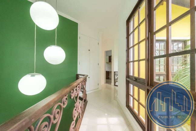 Imagem Casa com 3 Quartos para Temporada, 350 m² em Praia Das Taquaras - Balneário Camboriú Imagem Casa com 3 Quartos para Temporada, 350 m² em Praia Das Taquaras - Balneário Camboriú
