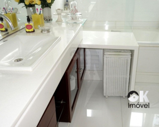 Imagem Apartamento com 3 Quartos à Venda, 200 m² em Vila Nova Conceição - São Paulo Imagem Apartamento com 3 Quartos à Venda, 200 m² em Vila Nova Conceição - São Paulo