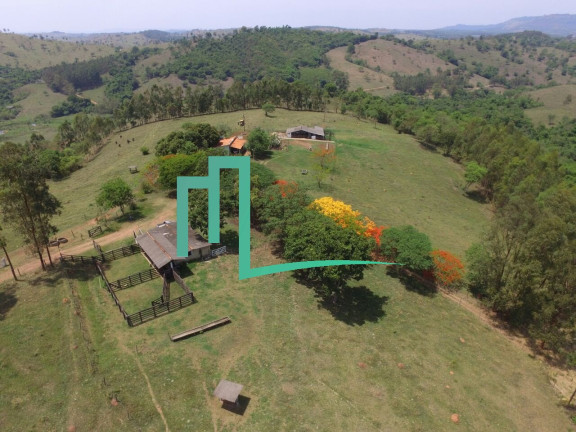 Imóvel com 2 Quartos à Venda,  em Zona Rural - Capetinga