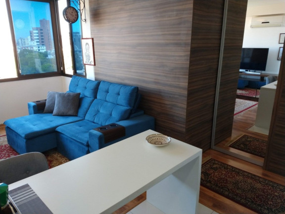 Imagem Imóvel com 1 Quarto à Venda,  em Moinhos De Vento - Porto Alegre