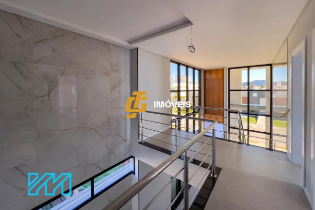 Imagem Casa com 4 Quartos à Venda, 286 m² em Caledônia - Camboriú
