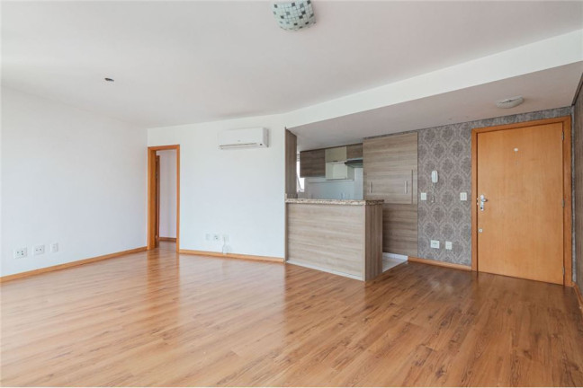 Imagem Apartamento com 3 Quartos à Venda, 90 m² em Azenha - Porto Alegre