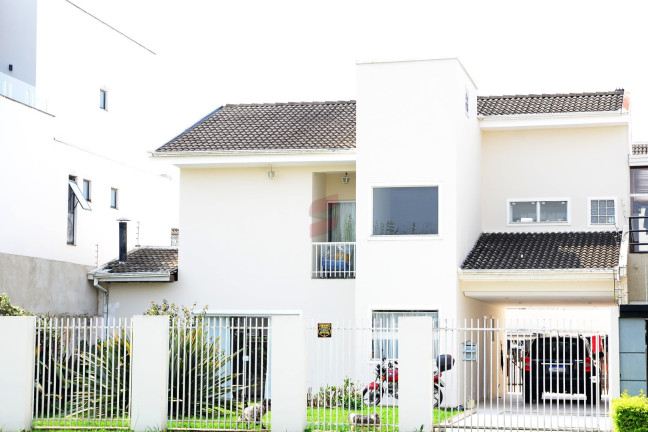 Casa com 3 Quartos à Venda, 280 m² em Pineville - Pinhais