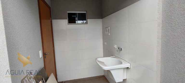 Imagem Sobrado com 3 Quartos à Venda, 142 m² em Vila Ieda - Campo Grande