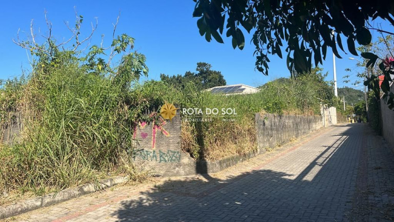 Imagem Terreno à Venda, 697 m² em Centro - Bombinhas Imagem Terreno à Venda, 697 m² em Centro - Bombinhas