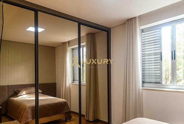 Imagem Imóvel com 4 Quartos à Venda, 180 m² em Santo Antônio - Belo Horizonte