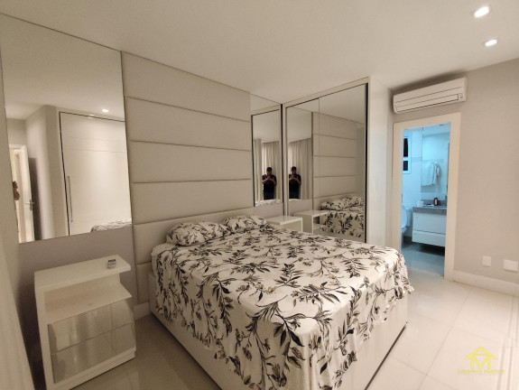 Imagem Apartamento com 4 Quartos à Venda, 140 m² em Praia Da Costa - Vila Velha Imagem Apartamento com 4 Quartos à Venda, 140 m² em Praia Da Costa - Vila Velha