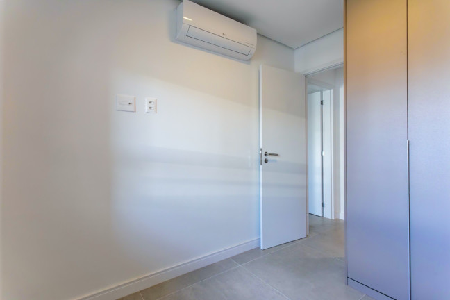 Imagem Apartamento com 3 Quartos à Venda, 85 m² em Moema - São Paulo