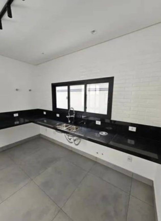 Imagem Casa com 3 Quartos à Venda, 250 m² em Jacareí Imagem Casa com 3 Quartos à Venda, 250 m² em Jacareí