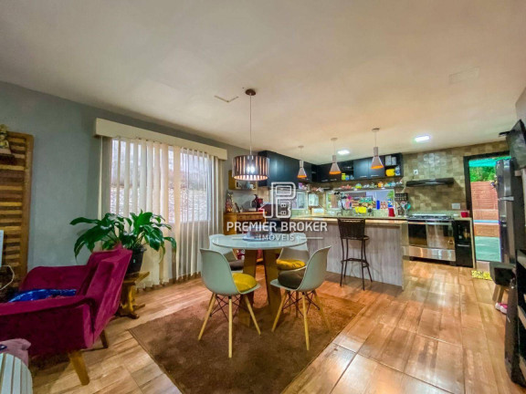 Imagem Casa com 5 Quartos à Venda, 240 m² em Araras - Teresópolis Imagem Casa com 5 Quartos à Venda, 240 m² em Araras - Teresópolis