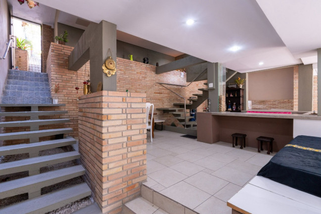 Imagem Casa com 4 Quartos à Venda, 387 m² em Vila Inah - São Paulo