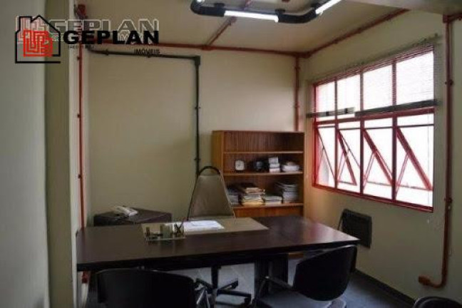 Imagem Casa com 8 Quartos à Venda, 1.300 m² em Cambuci - São Paulo Imagem Casa com 8 Quartos à Venda, 1.300 m² em Cambuci - São Paulo