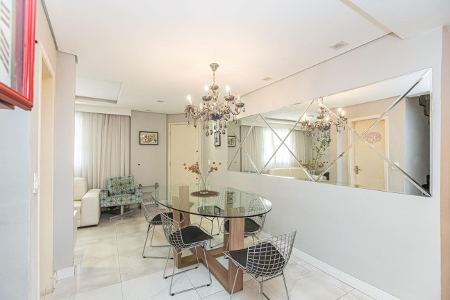 Imagem Casa de Condomínio com 3 Quartos à Venda, 183 m² em Portão - Curitiba