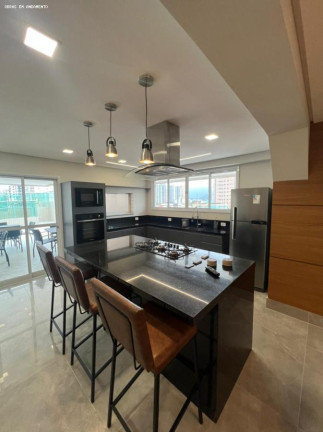 Imagem Apartamento com 2 Quartos à Venda, 66 m² em Ocian - Praia Grande