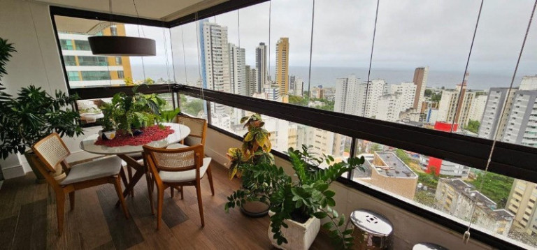Imagem Imóvel com 4 Quartos à Venda, 162 m² em Jardim Apipema - Salvador