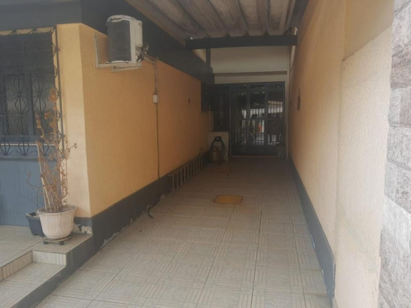 Imagem Imóvel com 4 Quartos à Venda, 25 m² em Campo Grande - Rio De Janeiro
