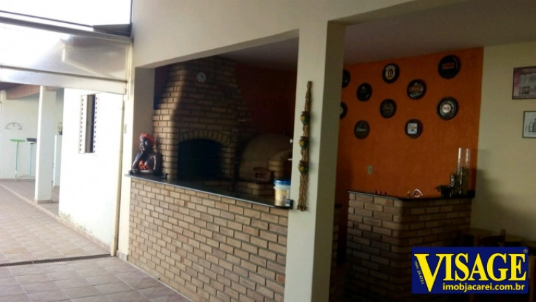 Imagem Casa com 3 Quartos à Venda, 500 m² em Cid. Jardim - Jacareí