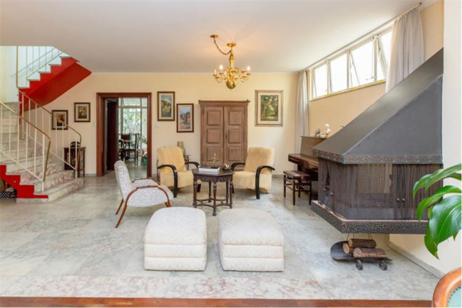 Imagem Casa com 7 Quartos à Venda,  em Granja Julieta - São Paulo