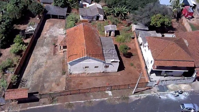 Casa com 3 Quartos à Venda, 1 m² em Centro - Luís Antônio