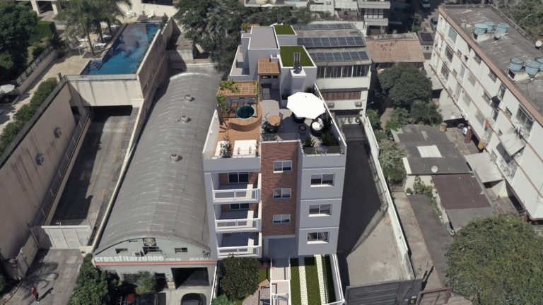 Imagem Imóvel com 3 Quartos à Venda, 179 m² em Passo Da Areia - Porto Alegre Imagem Imóvel com 3 Quartos à Venda, 179 m² em Passo Da Areia - Porto Alegre