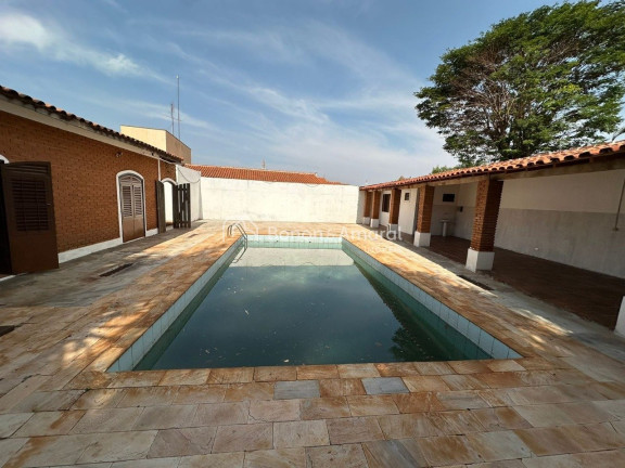 Casa com 3 Quartos para Alugar, 573 m² em Parque Das Universidades - Campinas