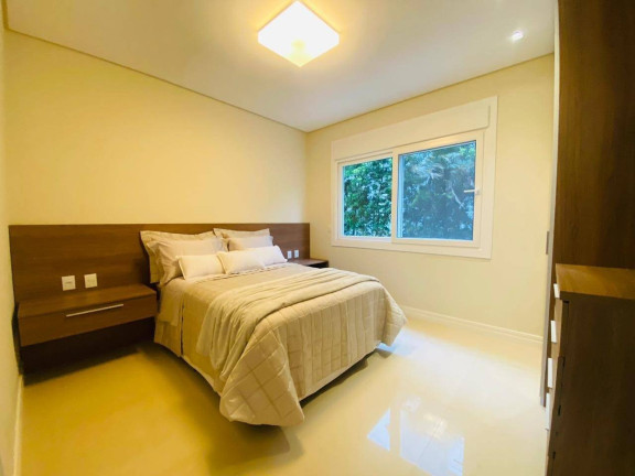 Imagem Casa com 5 Quartos à Venda,  em Centro - Xangri-lá