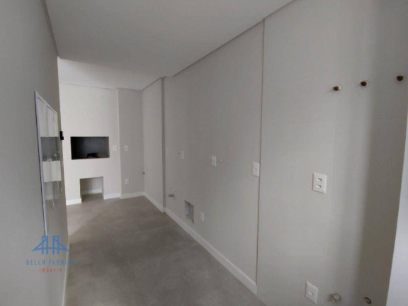 Imagem Apartamento com 2 Quartos à Venda, 74 m² em Centro - Florianópolis