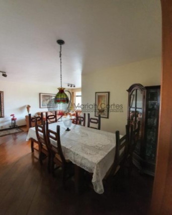 Imagem Imóvel com 3 Quartos à Venda, 180 m² em Icaraí - Niterói Imagem Imóvel com 3 Quartos à Venda, 180 m² em Icaraí - Niterói