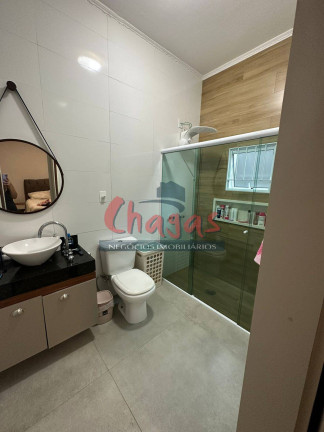 Imagem Casa com 3 Quartos à Venda, 222 m² em Jardim Nomar - Caraguatatuba Imagem Casa com 3 Quartos à Venda, 222 m² em Jardim Nomar - Caraguatatuba