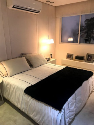 Imagem Imóvel com 4 Quartos à Venda, 241 m² em Barra Da Tijuca - Rio De Janeiro Imagem Imóvel com 4 Quartos à Venda, 241 m² em Barra Da Tijuca - Rio De Janeiro